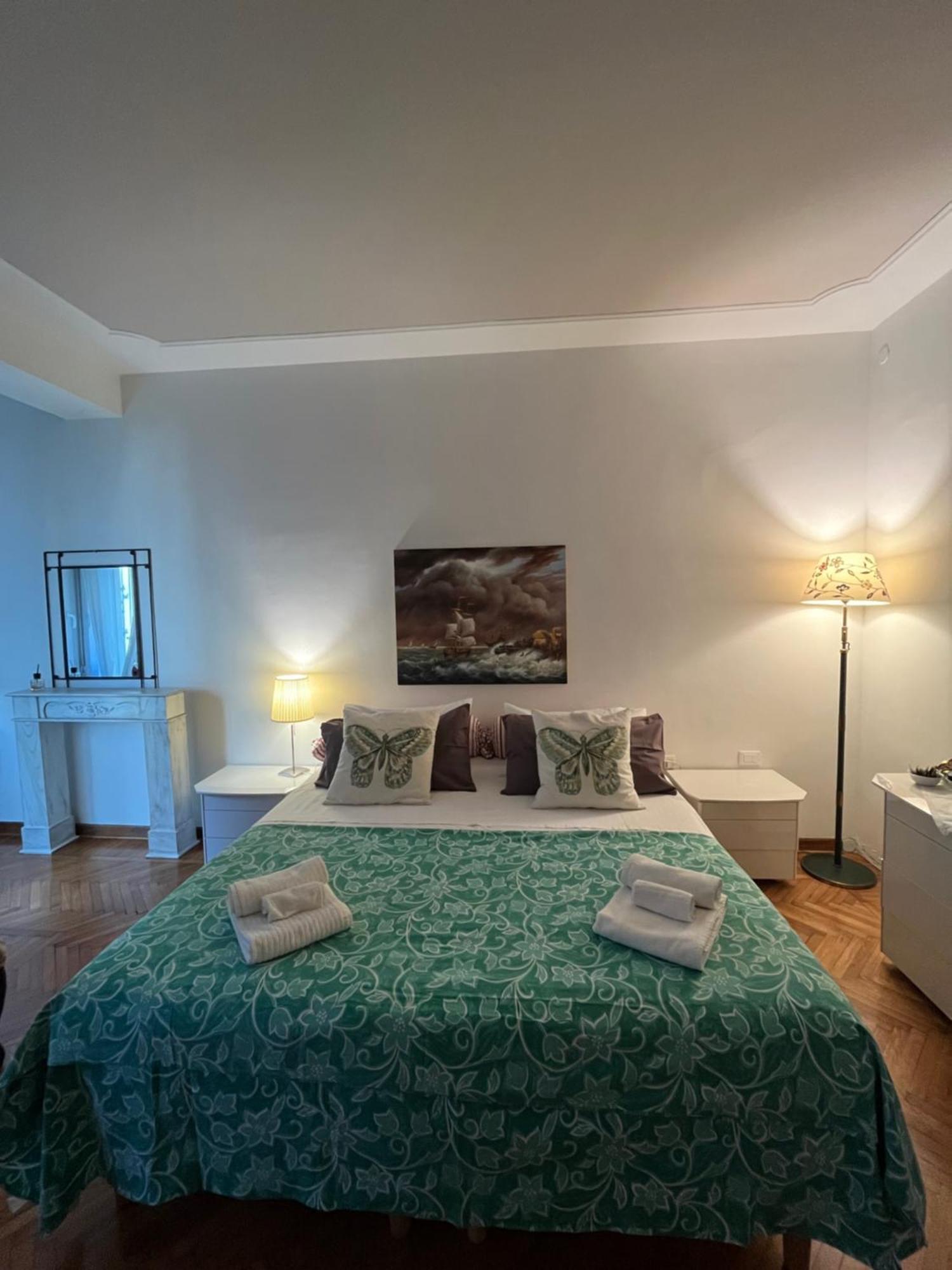 Residenza Delle Farfalle-Tripla Con Bagno Privato E Matrimoniale Con Bagno Condiviso Padova Kültér fotó